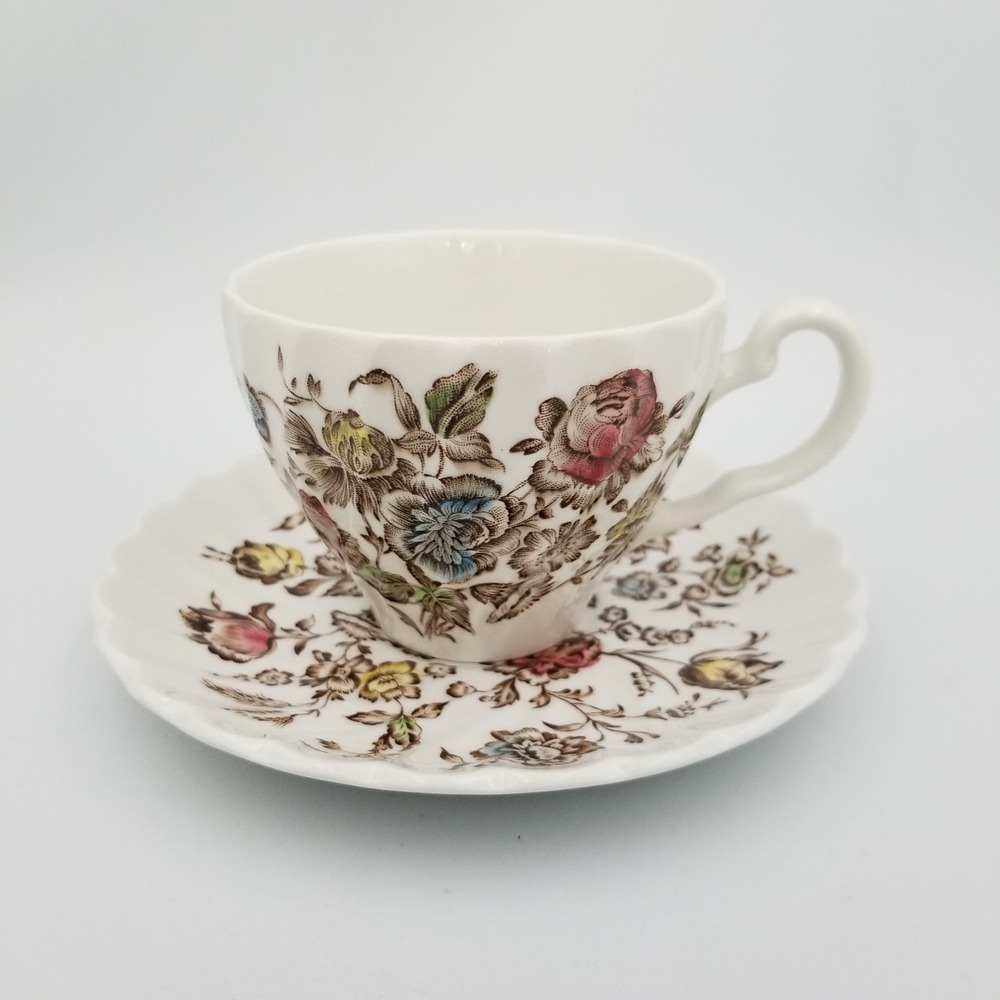 Vintage Staffordshire Bouquet Johnson Brothers of England‎ Tea Cup & Saucer Set